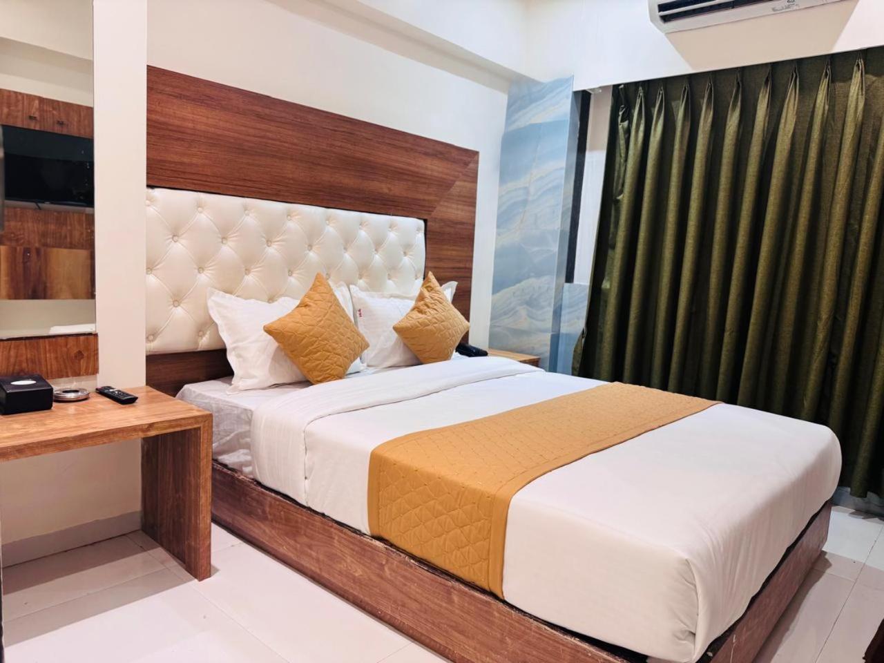 Hotel West Line Andheri Bombaj