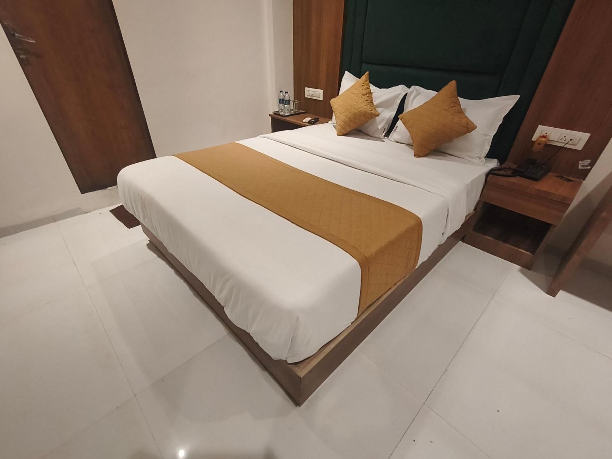 Hotel West Line Andheri Bombaj
